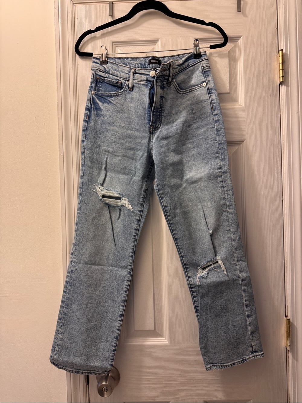 Express Light Blue Straight-Leg Distressed Jeans